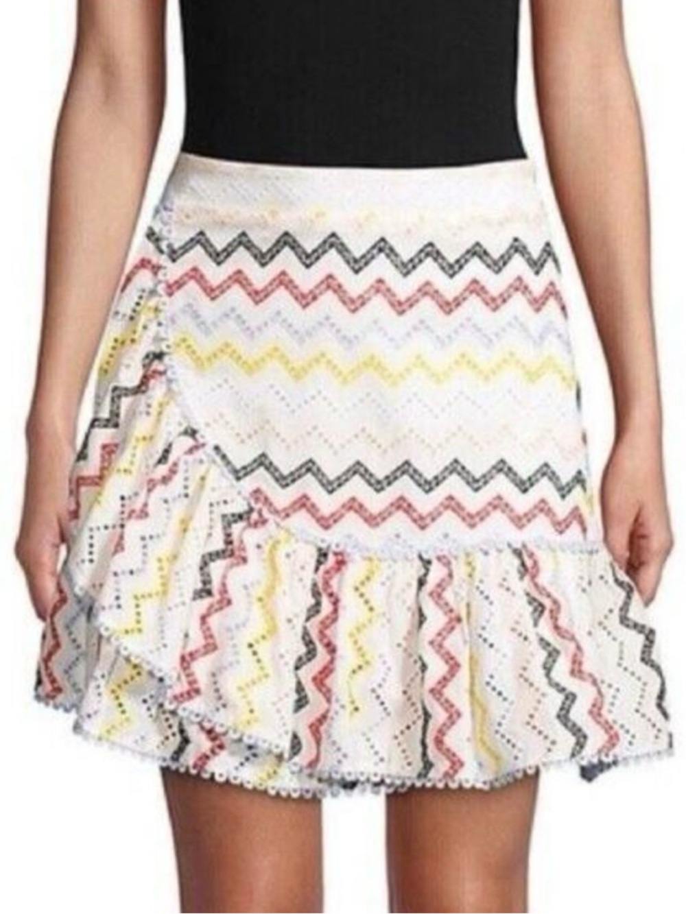 Anthropolgie eyelet, ruffled skirt, size medium